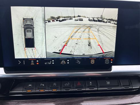 Used 2024 Chevrolet Silverado 1500 LTZ w/ LTZ Premium Package image 28