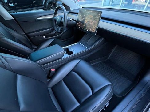 Used 2022 Tesla Model 3 Performance image 31