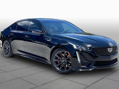 Used 2024 Cadillac CT5 V w/ Platinum Package RWD image 3