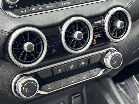 Used 2024 Nissan Sentra SV image 25