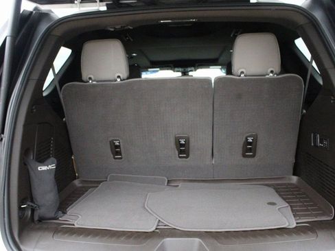 Used 2022 GMC Yukon SLT w/ SLT Premium Package AWD/4WD image 62