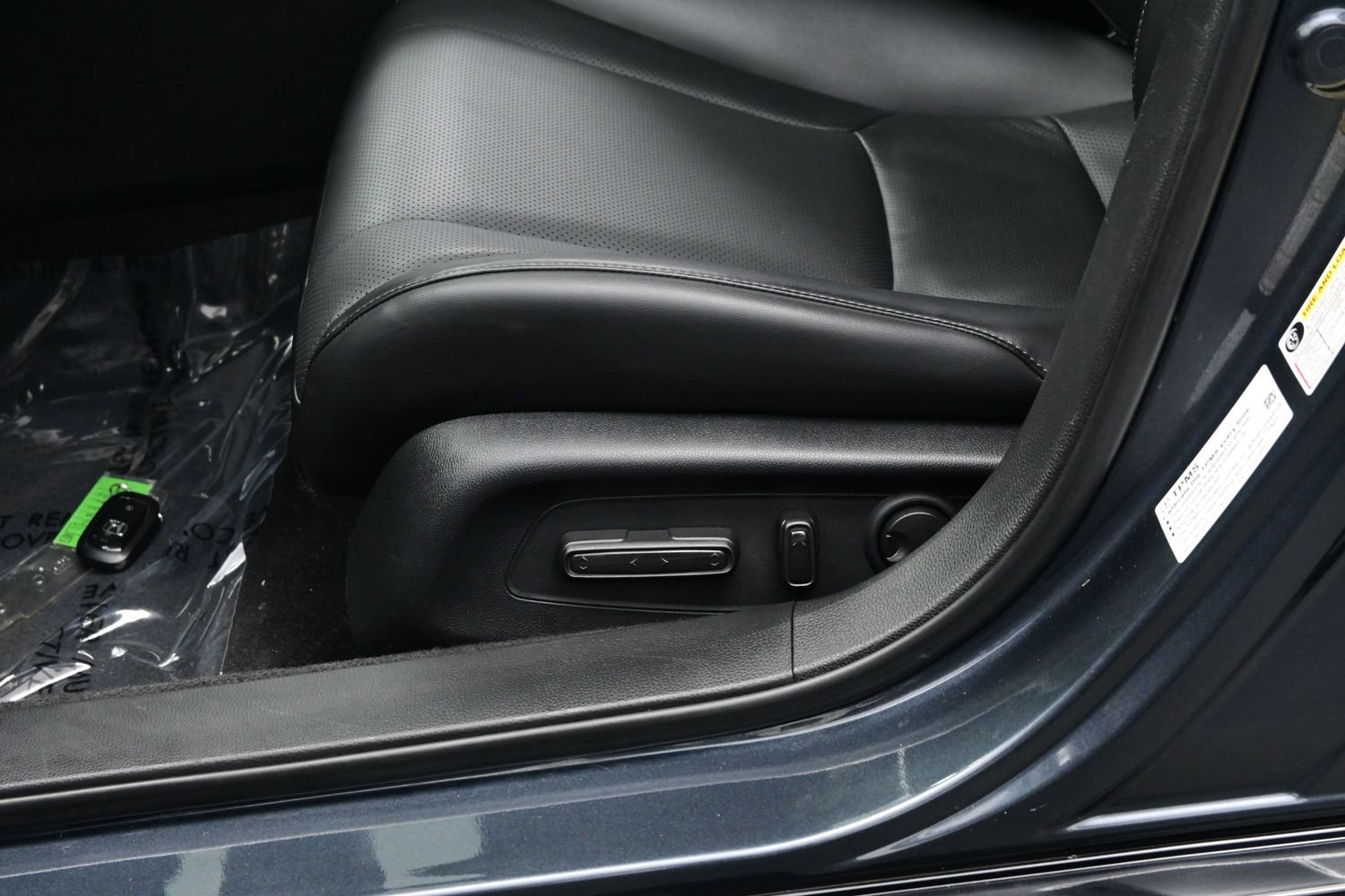 Used 2024 Honda Accord EX-L image 11