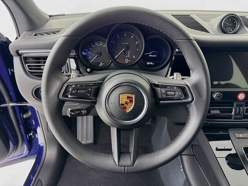 New 2026 Porsche Macan image 15