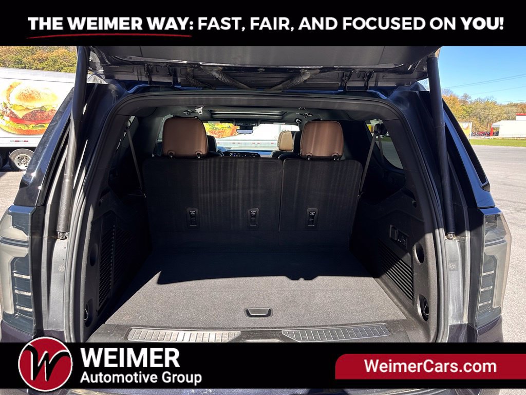 Used 2025 Chevrolet Suburban High Country AWD/4WD image 28