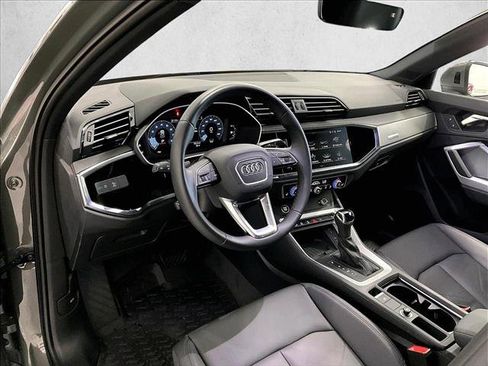 Used 2024 Audi Q3 2.0T Premium w/ Convenience Package AWD/4WD image 14