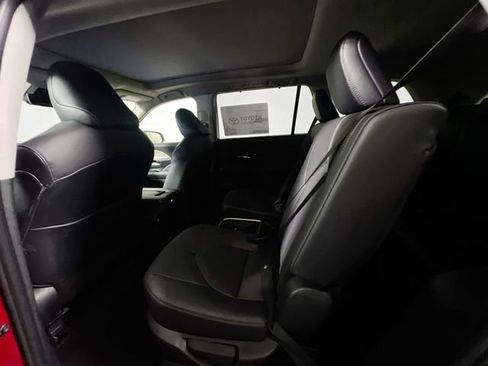 New 2026 Toyota Grand Highlander Platinum image 25