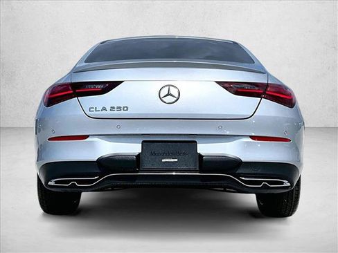 Used 2026 Mercedes-Benz CLA 250 image 4