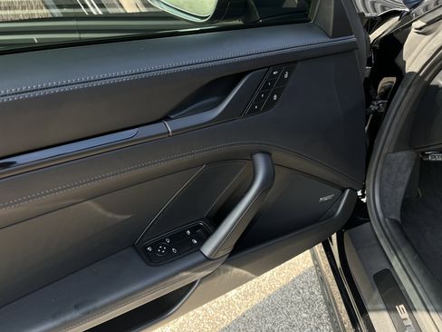 Certified 2024 Porsche 911 Carrera T image 17