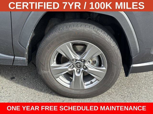 Used 2024 Toyota RAV4 XLE FWD image 7