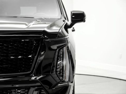 Used 2025 Cadillac Escalade V AWD/4WD image 66