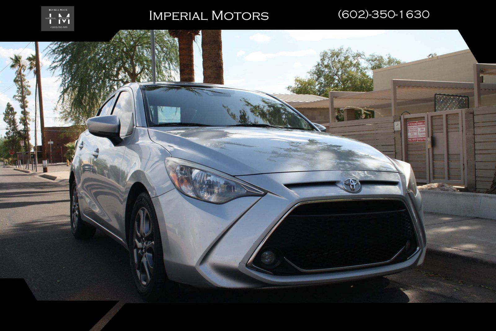 Used 2020 Toyota Yaris LE FWD image 1