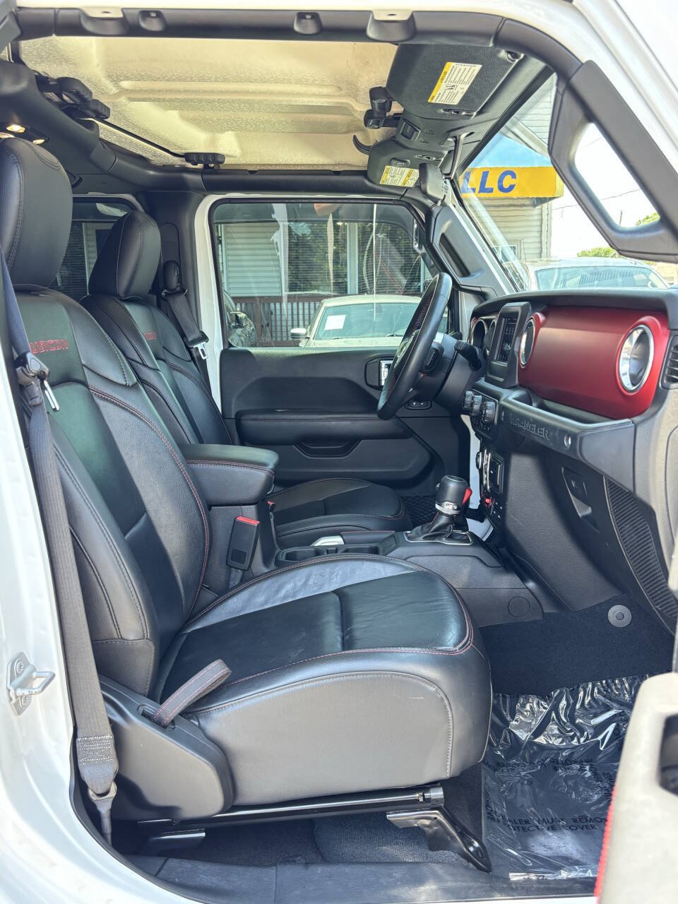 Used 2018 Jeep Wrangler Unlimited Rubicon AWD/4WD image 20
