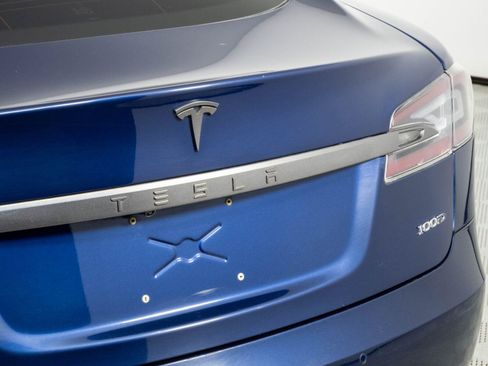 Used 2017 Tesla Model S 100D AWD/4WD image 34