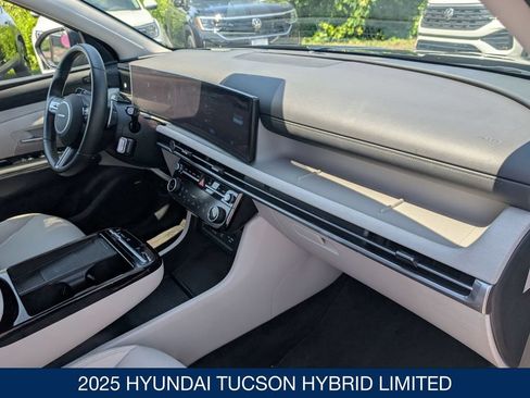 Used 2025 Hyundai Tucson Limited AWD/4WD image 38