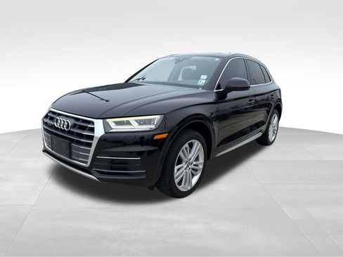 Used 2018 Audi Q5 2.0T Premium Plus w/ Premium Plus Package image 3