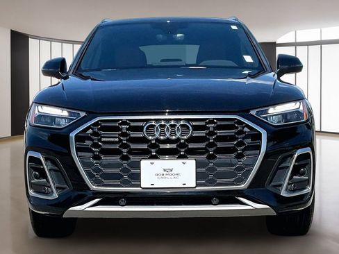 Used 2023 Audi Q5 2.0T Premium w/ Convenience Package AWD/4WD image 3