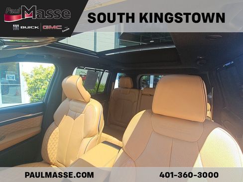 Used 2023 Jeep Grand Cherokee Summit w/ Luxury Tech Group V AWD/4WD image 15