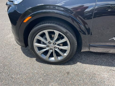 Used 2025 Buick Encore GX Avenir w/ Avenir Technology Package FWD image 9