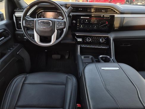 Certified 2024 GMC Sierra 2500 Denali w/ Denali Reserve Package image 16