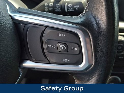 Used 2021 Jeep Wrangler Unlimited Sahara AWD/4WD image 8