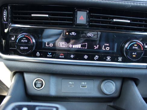 Certified 2023 Nissan Rogue SL w/ SL Premium Package image 21