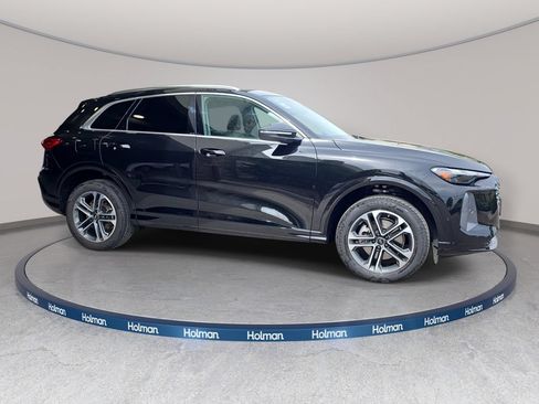 Used 2025 Audi Q5 Premium w/ Convenience Package AWD/4WD image 5