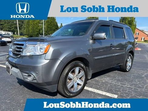 Used 2013 Honda Pilot Touring image 1