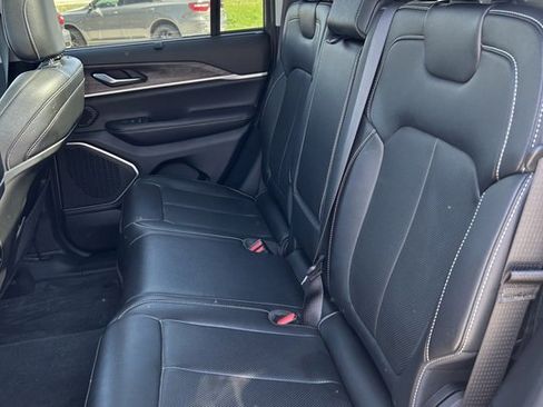 Used 2023 Jeep Grand Cherokee 4WD 4xe w/ Luxury Tech Group II image 19