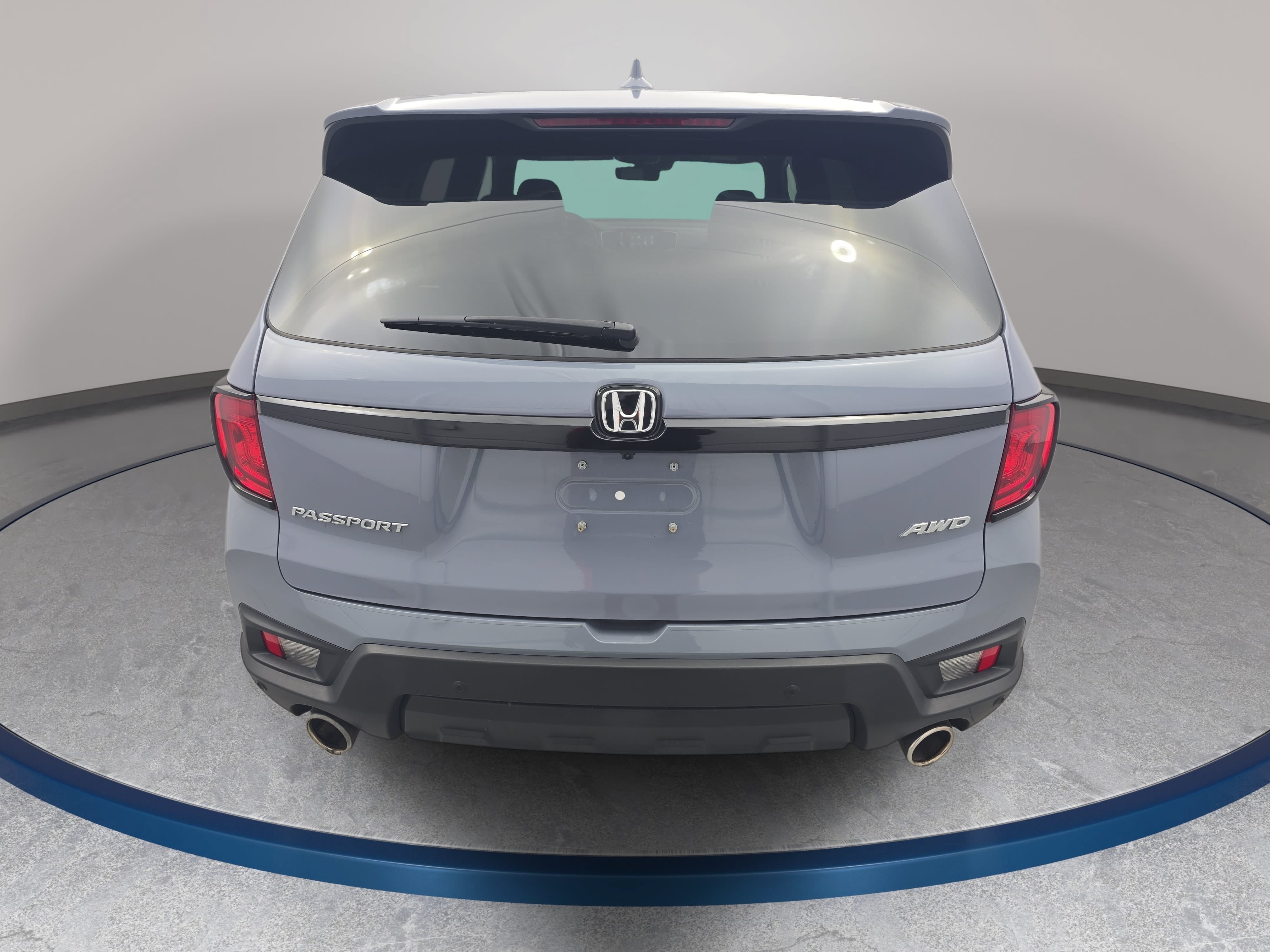 Used 2025 Honda Passport EX-L image 6