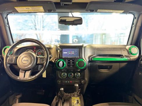 Used 2016 Jeep Wrangler Unlimited Sport w/ Quick Order Package 24S AWD/4WD image 32