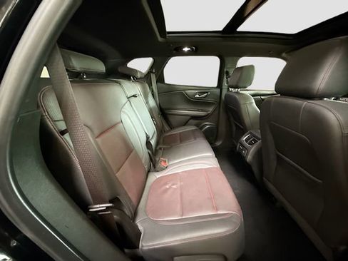 Used 2021 Chevrolet Blazer RS w/ Enhanced Convenience Package FWD image 29