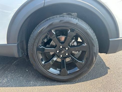 Certified 2022 Ford Explorer ST-Line w/ Class IV Trailer Tow Package AWD/4WD image 13