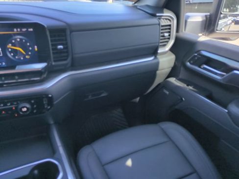 Certified 2025 Chevrolet Silverado 2500 LTZ w/ Trail Boss Package AWD/4WD image 19