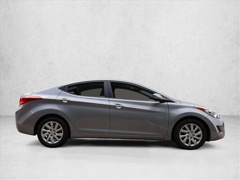 Used 2013 Hyundai Elantra GLS FWD image 4