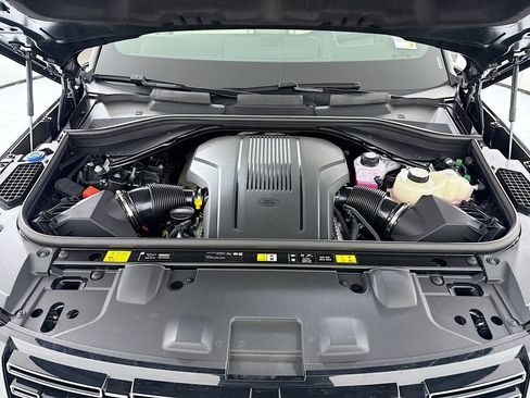 New 2026 Land Rover Range Rover Autobiography AWD/4WD image 29