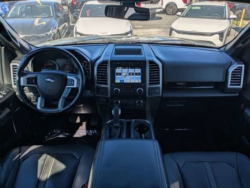 Used 2017 Ford F150 Platinum w/ Equipment Group 701A Luxury image 12