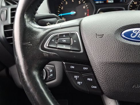 Used 2017 Ford Escape SE w/ SE Leather Comfort Package image 21