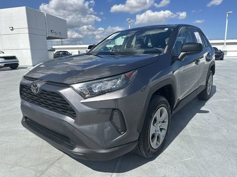Used 2022 Toyota RAV4 LE image 38
