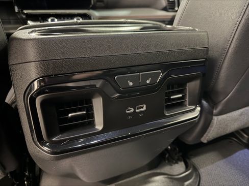 Used 2024 GMC Sierra 1500 AT4 w/ Technology Package image 38