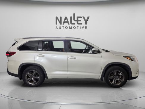 Used 2019 Toyota Highlander Limited image 6