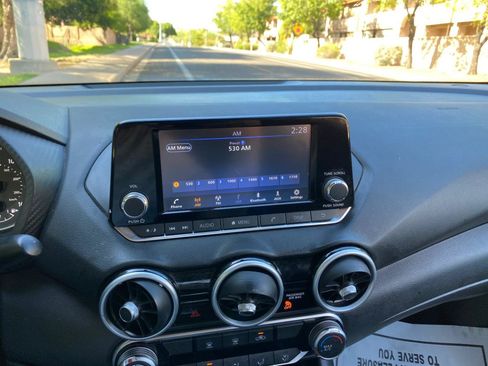 Used 2025 Nissan Sentra S FWD image 64