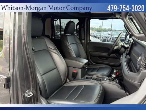 Used 2024 Jeep Gladiator Sport AWD/4WD image 34
