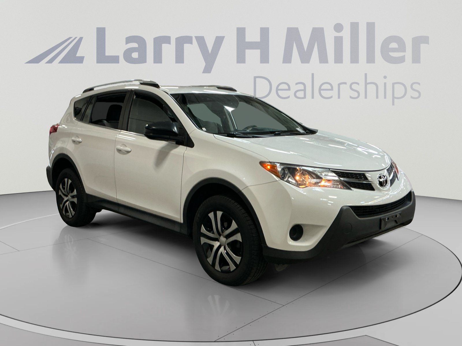 Used 2015 Toyota RAV4 LE AWD/4WD image 7