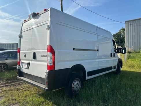 Used 2023 RAM ProMaster 2500 FWD image 4