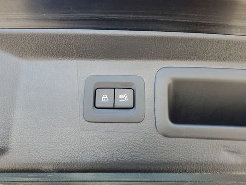 Used 2024 MAZDA CX-50 AWD 2.5 S w/ Preferred Package image 10