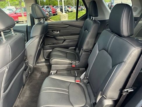 Certified 2026 Honda Pilot Touring image 23