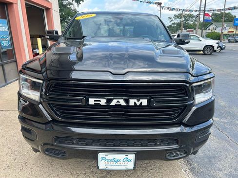 Used 2019 RAM 1500 Laramie AWD/4WD image 9