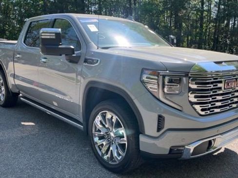 Used 2024 GMC Sierra 1500 Denali w/ Denali Reserve Package image 2