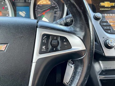 Used 2017 Chevrolet Equinox LT w/ Convenience Package image 24