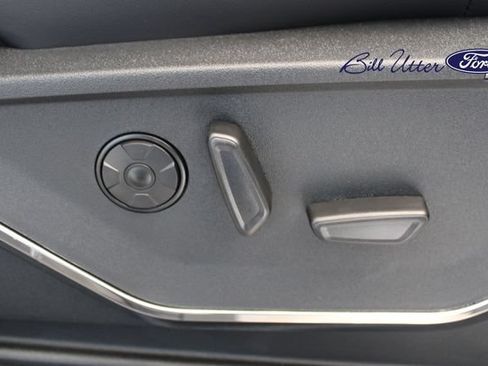 New 2026 Ford F250 Platinum AWD/4WD image 9